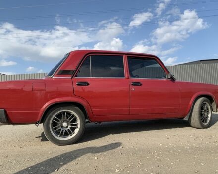 Красный ВАЗ 2107, объемом двигателя 1.5 л и пробегом 58 тыс. км за 1400 $, фото 6 на Automoto.ua