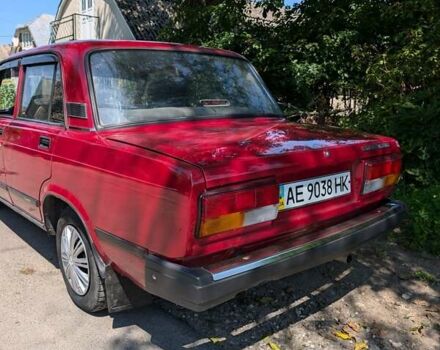 Красный ВАЗ 2107, объемом двигателя 1.5 л и пробегом 185 тыс. км за 1350 $, фото 5 на Automoto.ua