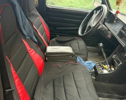 Красный ВАЗ 2107, объемом двигателя 1.5 л и пробегом 100 тыс. км за 1500 $, фото 4 на Automoto.ua