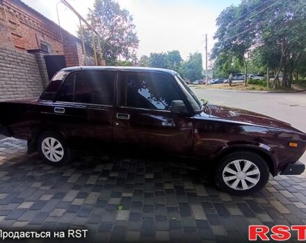 ВАЗ 2107 2006 в Кропивницком (Кировограде) на Automoto.ua Красный ВАЗ 2107, объемом двигателя 1.5 л и пробегом 127 тыс. км за 1250 $, фото 3 на Automoto.ua