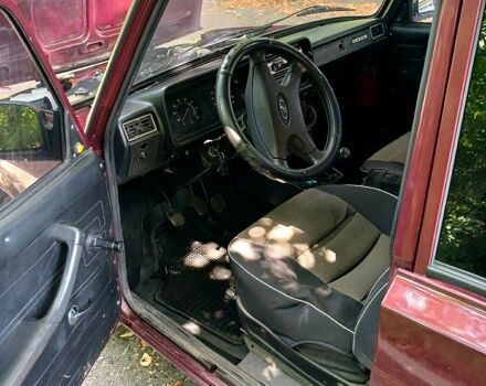 Красный ВАЗ 2107, объемом двигателя 1.6 л и пробегом 152 тыс. км за 1450 $, фото 4 на Automoto.ua