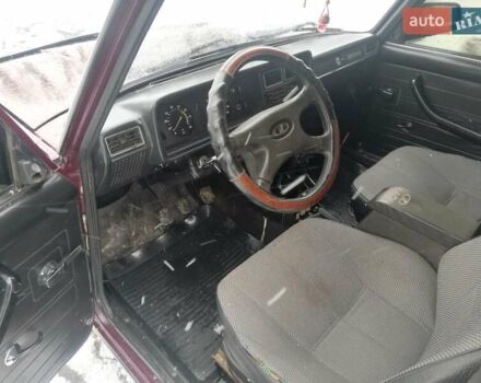 Красный ВАЗ 2107, объемом двигателя 1.5 л и пробегом 130 тыс. км за 2100 $, фото 13 на Automoto.ua