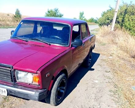 ВАЗ 2107 2006 в Павлограде на Automoto.ua Красный ВАЗ 2107, объемом двигателя 1.6 л и пробегом 0 тыс. км за 700 $, фото 5 на Automoto.ua