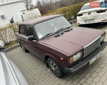 Красный ВАЗ 2107, объемом двигателя 1.5 л и пробегом 107 тыс. км за 950 $, фото 4 на Automoto.ua