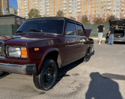 ВАЗ 2107 2006 в Киеве на Automoto.ua Красный ВАЗ 2107, объемом двигателя 1.5 л и пробегом 30 тыс. км за 8000 $, фото 3 на Automoto.ua