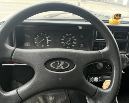 Красный ВАЗ 2107, объемом двигателя 1.5 л и пробегом 107 тыс. км за 950 $, фото 6 на Automoto.ua