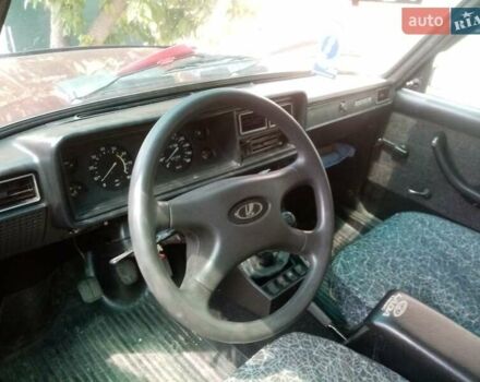 Красный ВАЗ 2107, объемом двигателя 1.5 л и пробегом 130 тыс. км за 1750 $, фото 2 на Automoto.ua