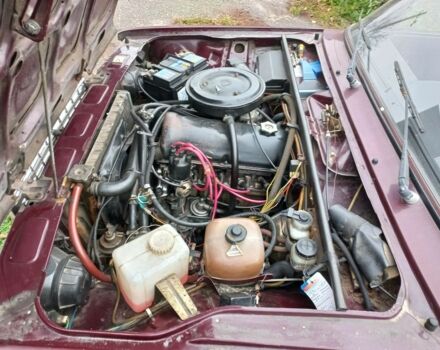 Красный ВАЗ 2107, объемом двигателя 1.5 л и пробегом 150 тыс. км за 1300 $, фото 2 на Automoto.ua