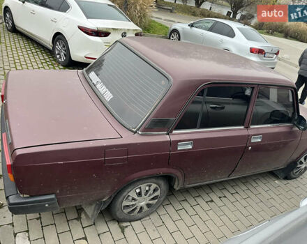 Красный ВАЗ 2107, объемом двигателя 1.5 л и пробегом 107 тыс. км за 950 $, фото 5 на Automoto.ua