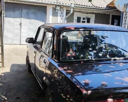 Красный ВАЗ 2107, объемом двигателя 1.5 л и пробегом 53 тыс. км за 1800 $, фото 1 на Automoto.ua