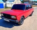 Красный ВАЗ 2107, объемом двигателя 1.5 л и пробегом 250 тыс. км за 999 $, фото 1 на Automoto.ua