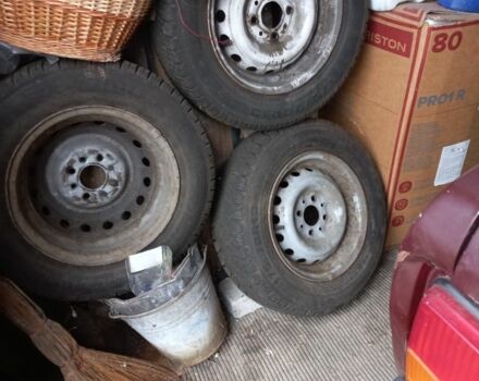 Красный ВАЗ 2107, объемом двигателя 1.5 л и пробегом 150 тыс. км за 1300 $, фото 7 на Automoto.ua