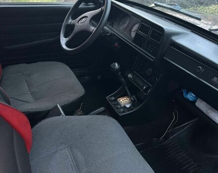 ВАЗ 2107 2006 у Костополе на Automoto.ua Червоний ВАЗ 2107, об'ємом двигуна 1.5 л та пробігом 140 тис. км за 1280 $, фото 7 на Automoto.ua