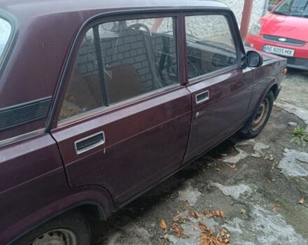 ВАЗ 2107 2006 в Новомосковске на Automoto.ua Красный ВАЗ 2107, объемом двигателя 0 л и пробегом 2 тыс. км за 1199 $, фото 3 на Automoto.ua