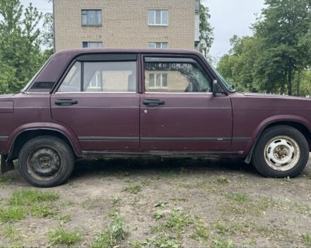 Красный ВАЗ 2107, объемом двигателя 1.5 л и пробегом 87 тыс. км за 800 $, фото 2 на Automoto.ua