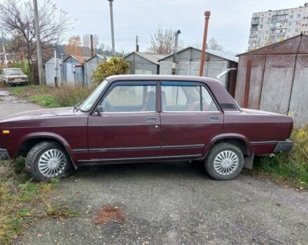 Красный ВАЗ 2107, объемом двигателя 1.5 л и пробегом 150 тыс. км за 1300 $, фото 1 на Automoto.ua