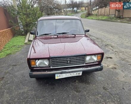 Красный ВАЗ 2107, объемом двигателя 1.5 л и пробегом 80 тыс. км за 1800 $, фото 3 на Automoto.ua