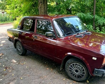 Красный ВАЗ 2107, объемом двигателя 1.6 л и пробегом 152 тыс. км за 1450 $, фото 1 на Automoto.ua