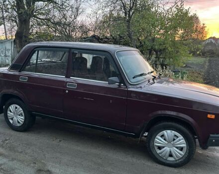 ВАЗ 2107 2006 у Костополе на Automoto.ua Червоний ВАЗ 2107, об'ємом двигуна 1.5 л та пробігом 140 тис. км за 1280 $, фото 10 на Automoto.ua