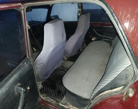 Красный ВАЗ 2107, объемом двигателя 1.5 л и пробегом 82 тыс. км за 510 $, фото 2 на Automoto.ua