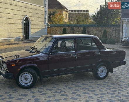 ВАЗ 2107 2007 в Могилев-Подольском на Automoto.ua Красный ВАЗ 2107, объемом двигателя 1.5 л и пробегом 40 тыс. км за 2999 $, фото 6 на Automoto.ua