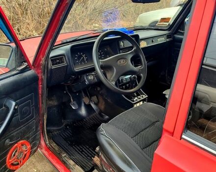 Красный ВАЗ 2107, объемом двигателя 1.5 л и пробегом 0 тыс. км за 1250 $, фото 1 на Automoto.ua