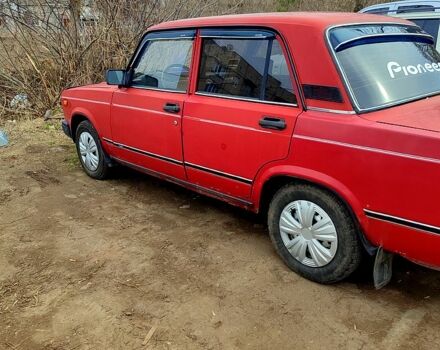 Красный ВАЗ 2107, объемом двигателя 1.5 л и пробегом 0 тыс. км за 1250 $, фото 5 на Automoto.ua