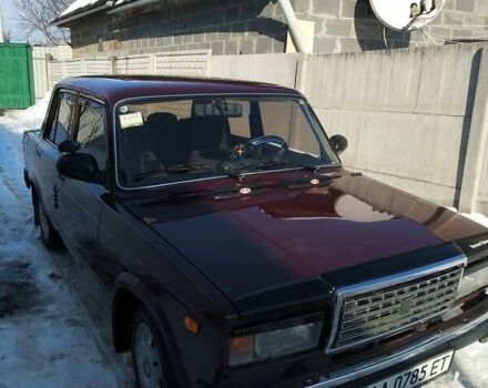 Красный ВАЗ 2107, объемом двигателя 1.6 л и пробегом 84 тыс. км за 2100 $, фото 2 на Automoto.ua