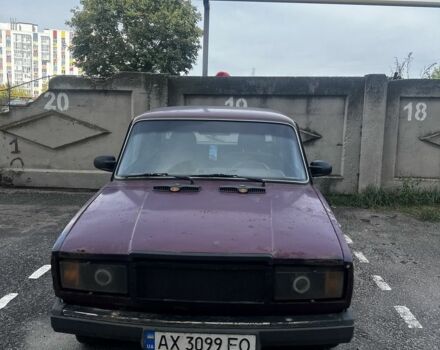 Красный ВАЗ 2107, объемом двигателя 1.5 л и пробегом 600 тыс. км за 400 $, фото 1 на Automoto.ua