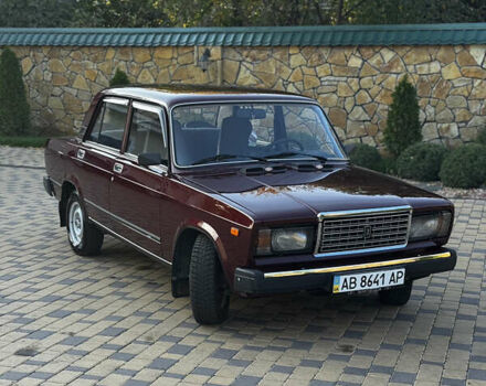 ВАЗ 2107 2007 в Могилев-Подольском на Automoto.ua Красный ВАЗ 2107, объемом двигателя 1.5 л и пробегом 40 тыс. км за 2999 $, фото 1 на Automoto.ua