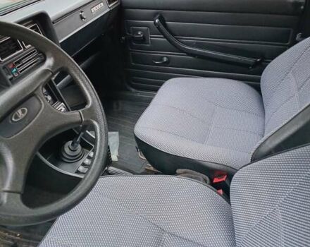 Красный ВАЗ 2107, объемом двигателя 1.5 л и пробегом 23 тыс. км за 3300 $, фото 8 на Automoto.ua