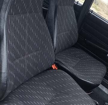 Червоний ВАЗ 2107, об'ємом двигуна 1.5 л та пробігом 33 тис. км за 3750 $, фото 36 на Automoto.ua