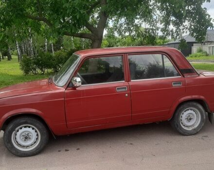Красный ВАЗ 2107, объемом двигателя 1.5 л и пробегом 51 тыс. км за 1450 $, фото 1 на Automoto.ua