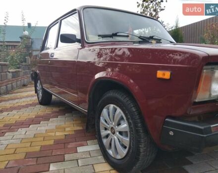 Красный ВАЗ 2107, объемом двигателя 1.5 л и пробегом 120 тыс. км за 1780 $, фото 3 на Automoto.ua