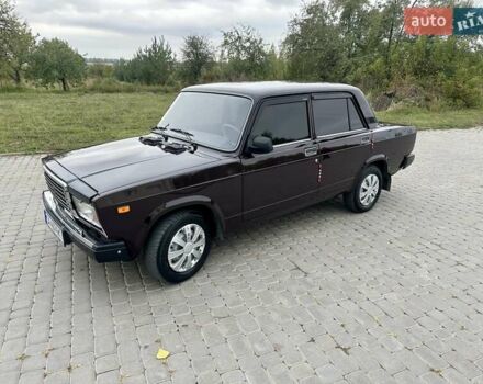 Красный ВАЗ 2107, объемом двигателя 1.45 л и пробегом 80 тыс. км за 2799 $, фото 9 на Automoto.ua