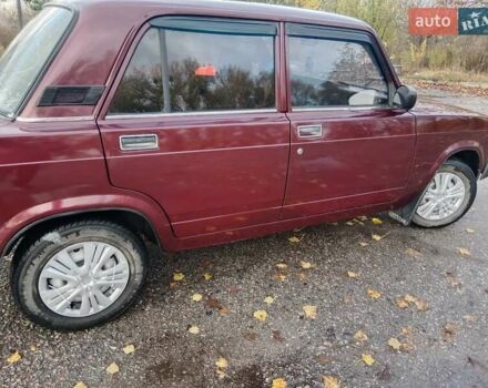 Красный ВАЗ 2107, объемом двигателя 1.5 л и пробегом 122 тыс. км за 1600 $, фото 5 на Automoto.ua