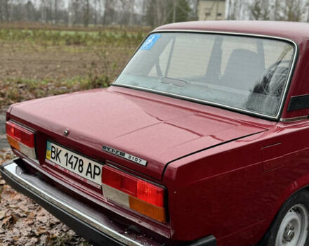 Красный ВАЗ 2107, объемом двигателя 1.5 л и пробегом 47 тыс. км за 2499 $, фото 13 на Automoto.ua