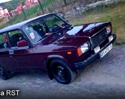 Красный ВАЗ 2107, объемом двигателя 1.5 л и пробегом 0 тыс. км за 1680 $, фото 2 на Automoto.ua