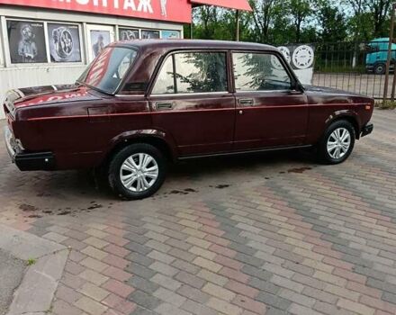 Красный ВАЗ 2107, объемом двигателя 1.5 л и пробегом 101 тыс. км за 1499 $, фото 3 на Automoto.ua