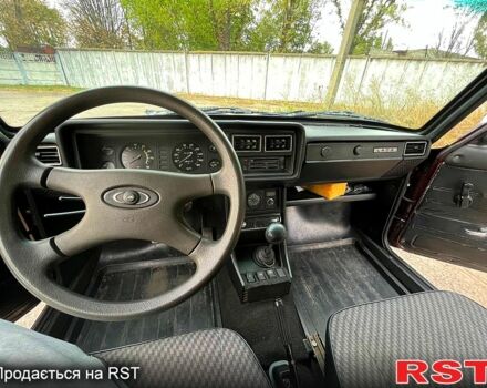 Красный ВАЗ 2107, объемом двигателя 1.5 л и пробегом 39 тыс. км за 1571 $, фото 3 на Automoto.ua