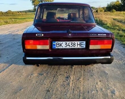 ВАЗ 2107 2008 в Остоге на Automoto.ua Красный ВАЗ 2107, объемом двигателя 1.5 л и пробегом 130 тыс. км за 1699 $, фото 2 на Automoto.ua