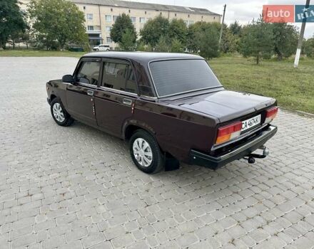 Красный ВАЗ 2107, объемом двигателя 1.45 л и пробегом 80 тыс. км за 2799 $, фото 1 на Automoto.ua