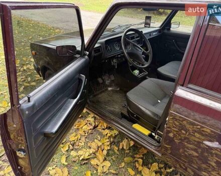 Красный ВАЗ 2107, объемом двигателя 1.45 л и пробегом 71 тыс. км за 1550 $, фото 4 на Automoto.ua