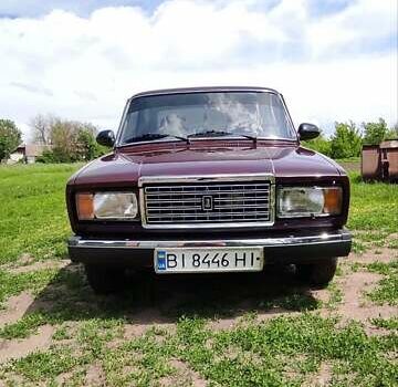 ВАЗ 2107 2008 у Миргороде на Automoto.ua Червоний ВАЗ 2107, об'ємом двигуна 1.5 л та пробігом 82 тис. км за 2000 $, фото 6 на Automoto.ua