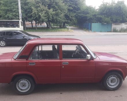 Красный ВАЗ 2107, объемом двигателя 1.5 л и пробегом 51 тыс. км за 1450 $, фото 2 на Automoto.ua