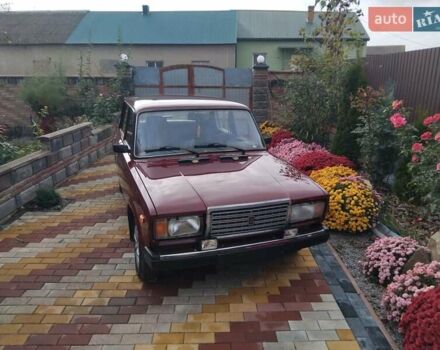 ВАЗ 2107 2008 в Гоще на Automoto.ua Красный ВАЗ 2107, объемом двигателя 1.5 л и пробегом 120 тыс. км за 1680 $, фото 9 на Automoto.ua