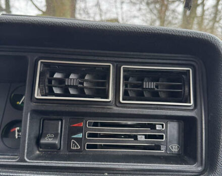 Красный ВАЗ 2107, объемом двигателя 1.5 л и пробегом 47 тыс. км за 2499 $, фото 154 на Automoto.ua