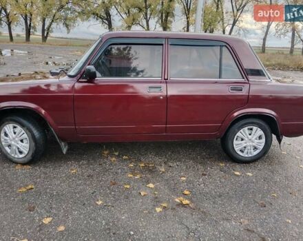 Красный ВАЗ 2107, объемом двигателя 1.5 л и пробегом 122 тыс. км за 1600 $, фото 4 на Automoto.ua
