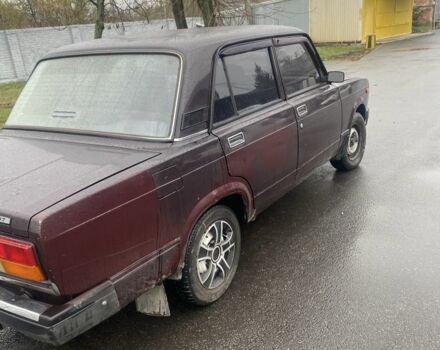 Красный ВАЗ 2107, объемом двигателя 1.5 л и пробегом 3 тыс. км за 1100 $, фото 1 на Automoto.ua
