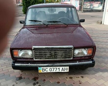 Красный ВАЗ 2107, объемом двигателя 1.5 л и пробегом 101 тыс. км за 1499 $, фото 2 на Automoto.ua